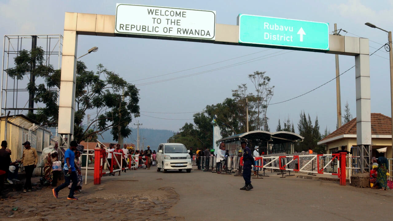 rwanda-uganda-boarder-transfers