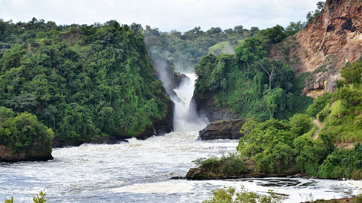 best-waterfalls-to-visit-in-uganda